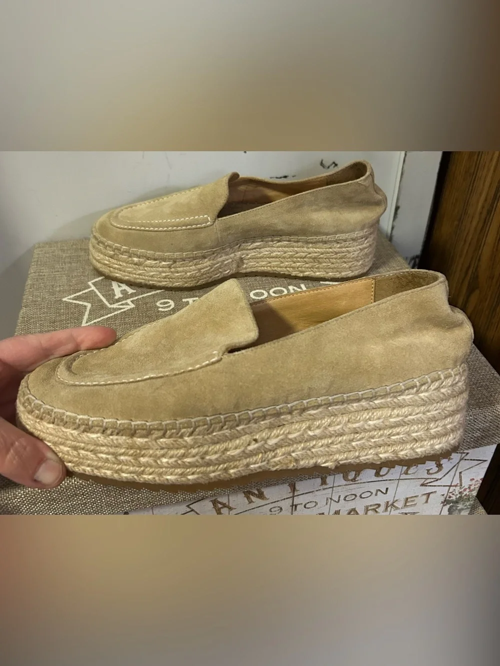 Joie Dafni beige suede